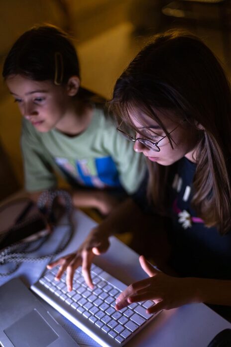 ChatGPT para adolescentes: seguridad y retos ante la IA