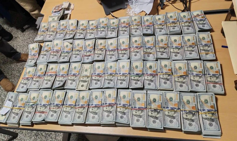 Aduanas confisca US$600,700 en el AILA
