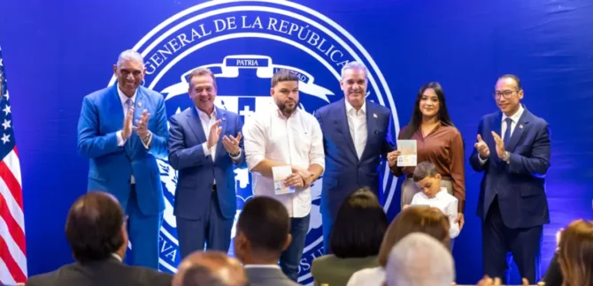 pasaporte electrónico dominicano