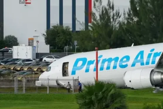 avión Amazon