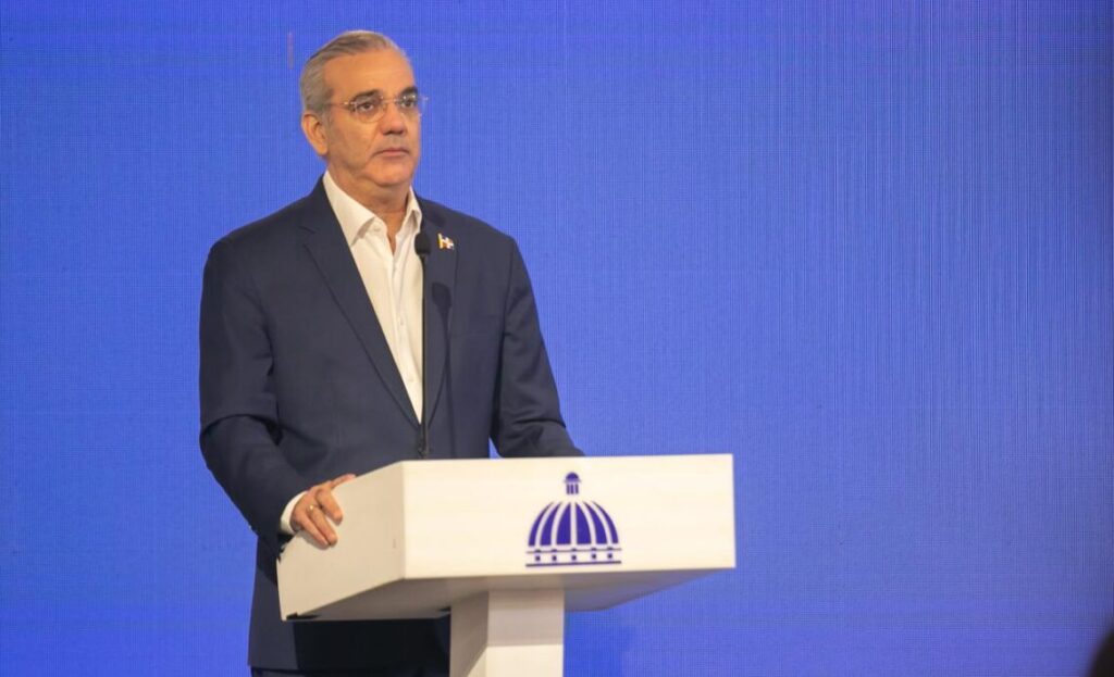 Abinader anuncia publicación de auditorías de la Contraloría
