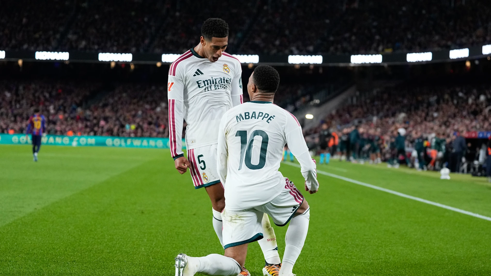 Mourinho toma el Camp Nou: Real Madrid vence al Barça 1-2