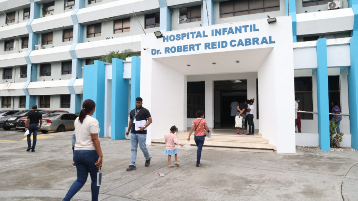 Apagón por alto voltaje afecta Hospital Robert Read Cabral