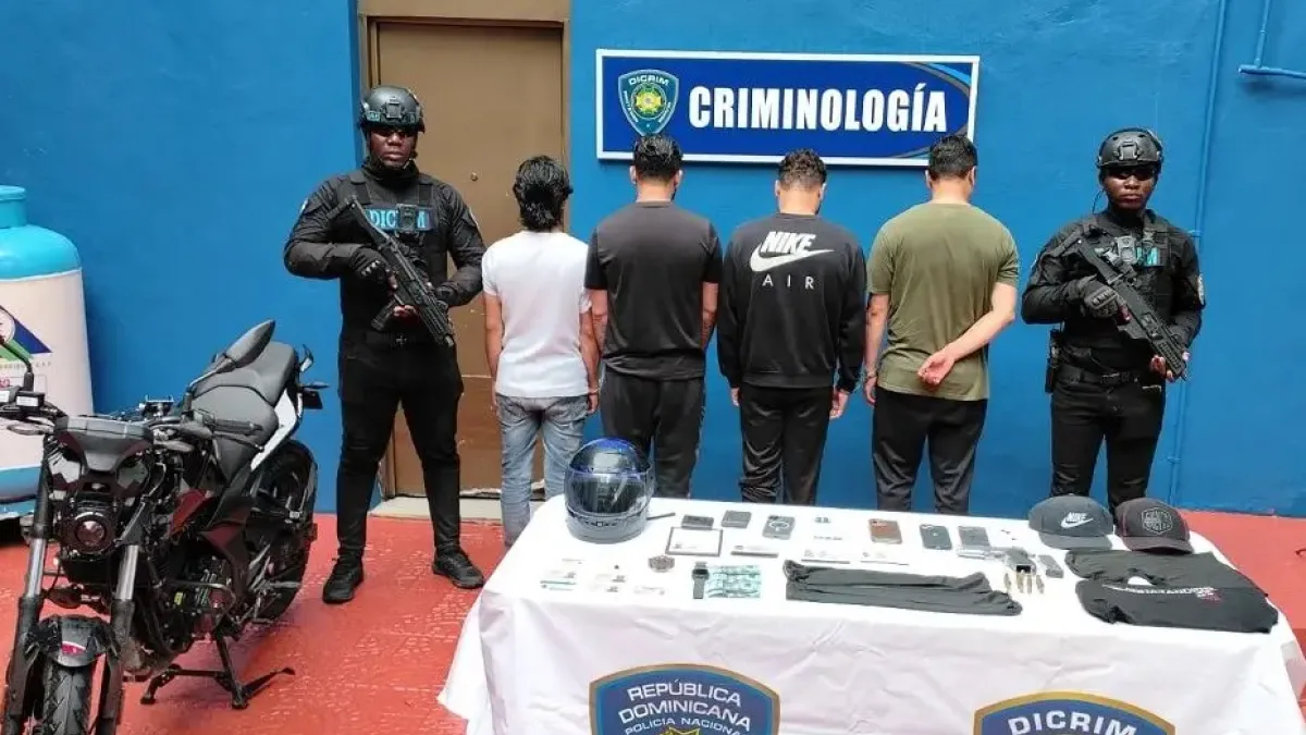 Cuatro colombianos detenidos por asaltos en Distrito Nacional