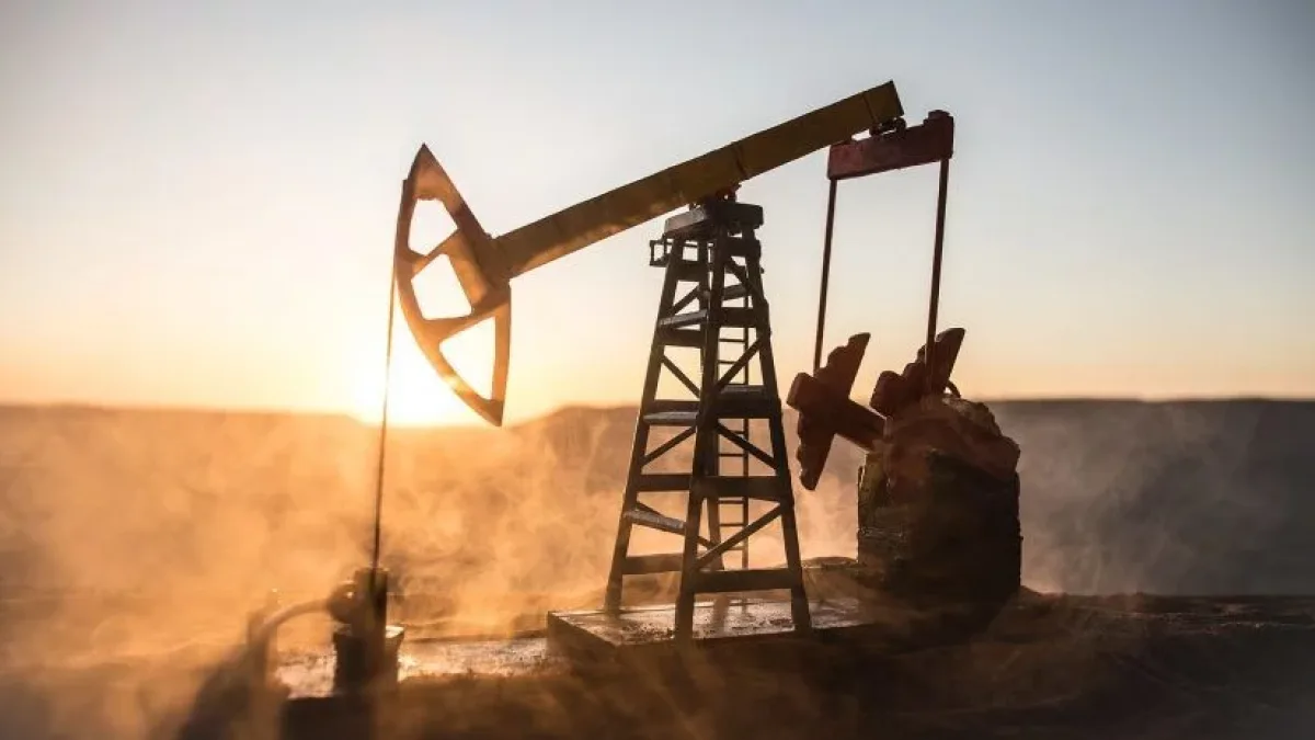 Petróleo de Texas sube 2,1 % por Oriente Medio y Ucrania