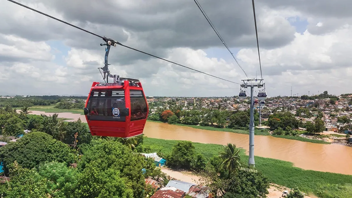 Teleférico de Santo Domingo suspende por lluvias