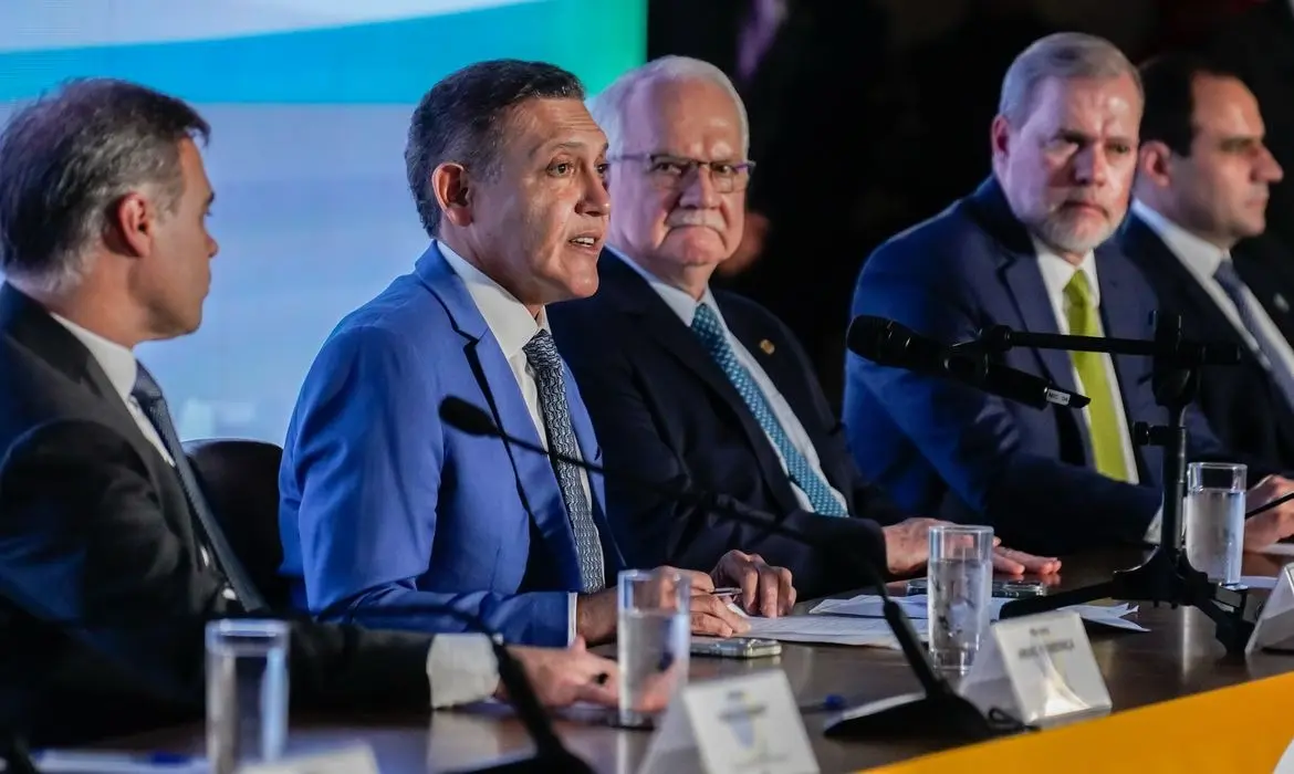 Tribunal Electoral de Brasil presenta balance de segunda vuelta